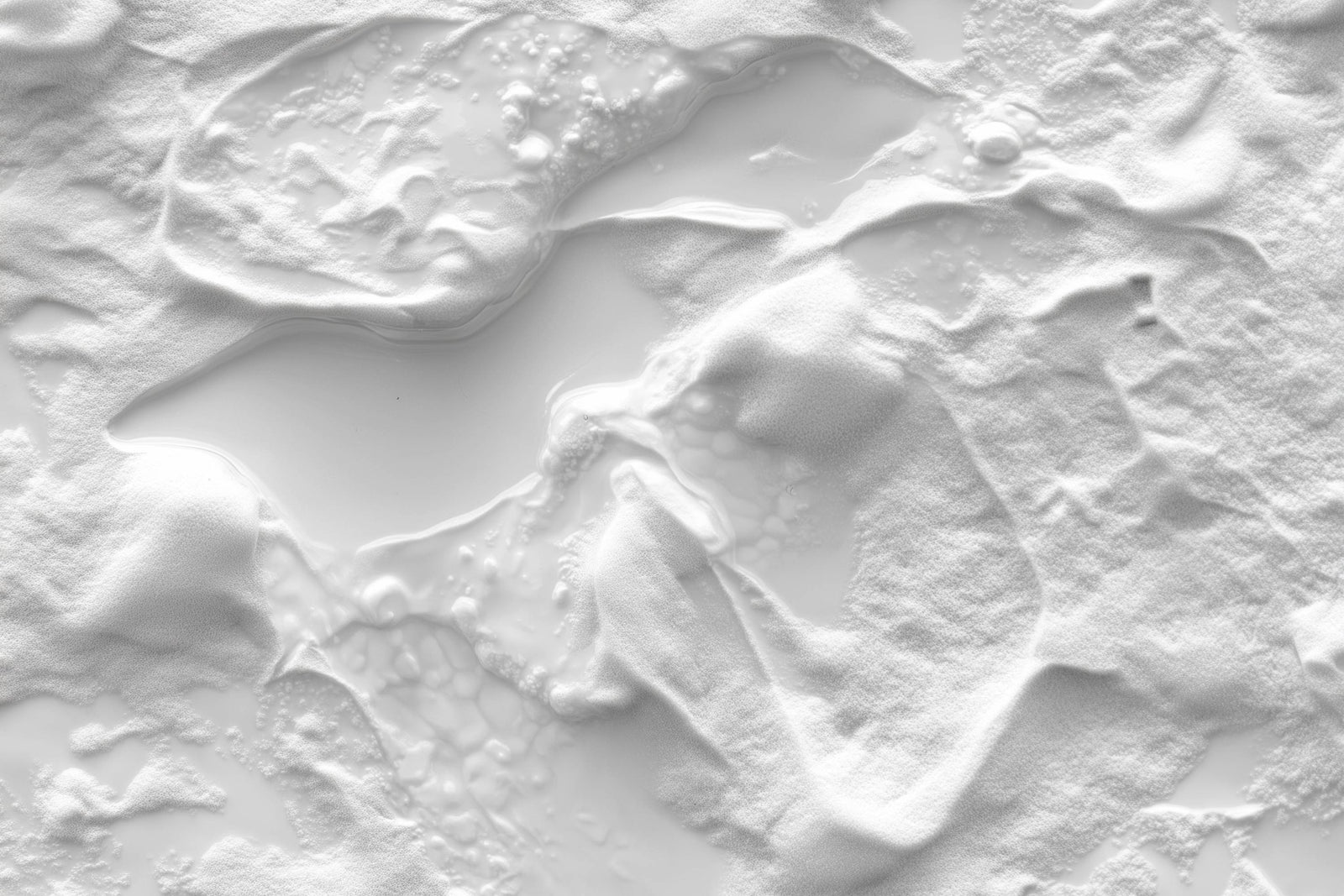 White sand background supporting MOMent’s message of wellness and balance